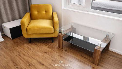 Spacious 4BR Reading House - Sleeps 8 - Free Parking - Foto 5