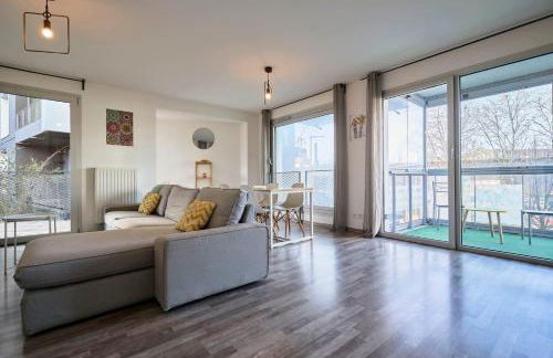 Appartement proche métro & 2 balcons + parking - Foto 7