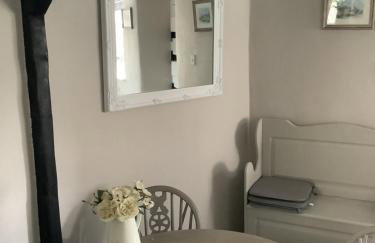 1A River Cottage, Baslow - Photo 6