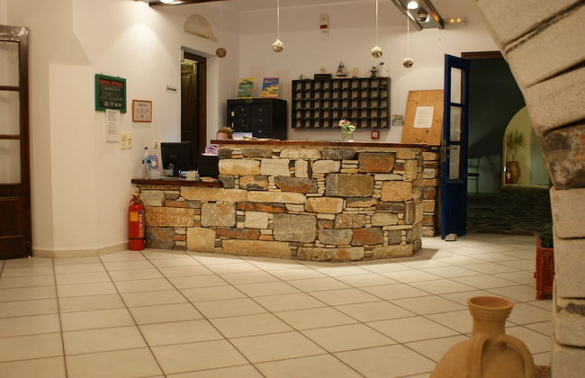 Alkyoni Beach Hotel - Photo 2