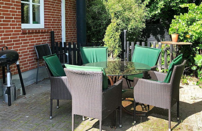 8 Person Holiday Home in Varde - Photo 31