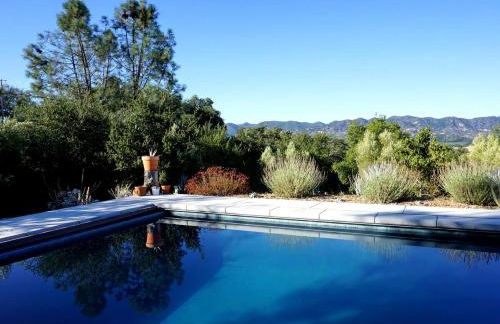 Rustic Cottage Rental with a Hot Tub Perfect for Luxury Camping in Santa Margarita - Foto 19