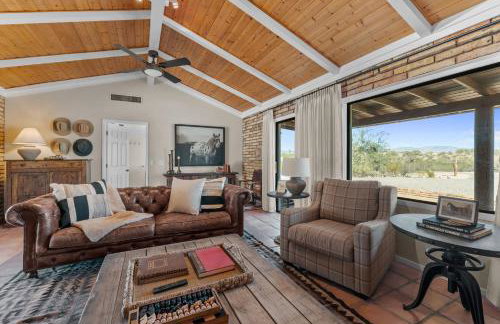 Wickenburg Ranch House Retreat and Horse Friendly - Photo 2