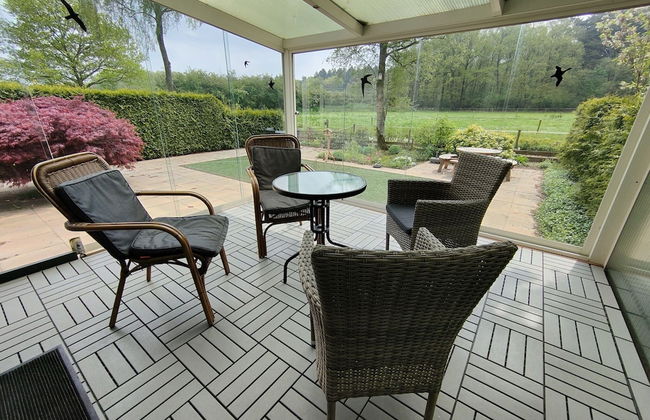 Glass Veranda Chalet in Nature - Foto 5