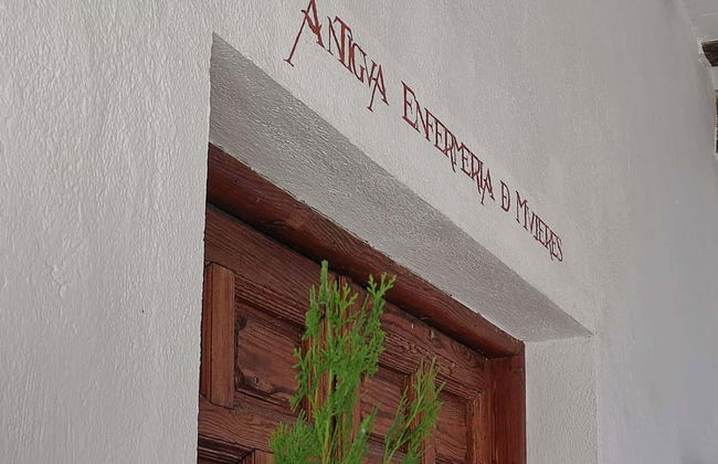 Visita guiada por el antiguo hospital de Antezana - Photo 3