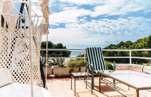 Beachfront Villa - Photo 27