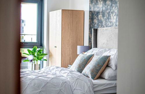 Leeds City Centre 2BR Apartment - Luxury Stay with Private Terrace - Foto 57