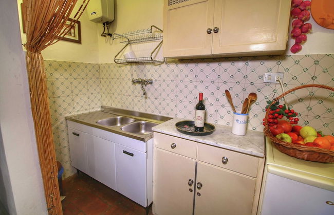 Apartment in a Farmhouse With Swimming Pool - Photo 37