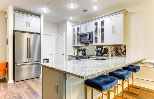 18 Mi to Atlanta Family Retreat with Patio - Foto 2