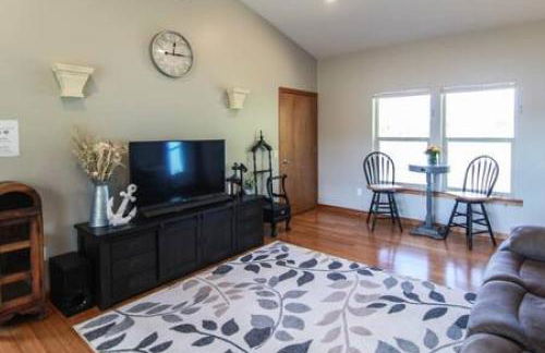 Charming Hideaway Overlooking The Astoria Waters - Foto 9