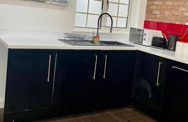 Relaxed Leigh-on-Sea Escape, Family-Friendly & Contractor Stays - Foto 31