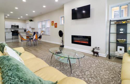 Modern Updates and Great Location! Detroit Duplex - Foto 1