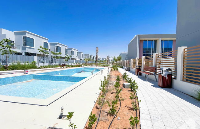 Luxury 1-br Villa in Rukan: Dubai Skyline Views! - Foto 40