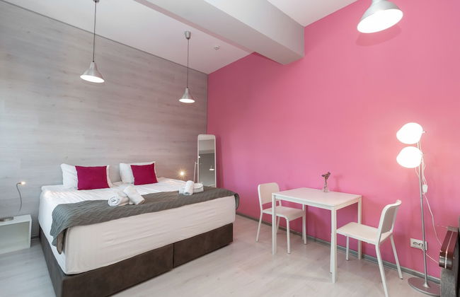 Stories Hub - Photo 12