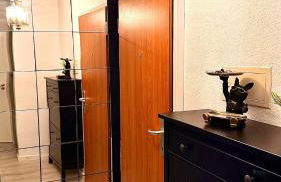 Modern & Cozy Cologne Apartment with Fireplace & Balcony - Foto 17