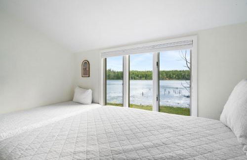 Quiet and Cozy Lakefront Home Near Mt Boyne - Foto 15