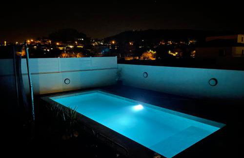 VIILA SUD Piscine - Photo 1