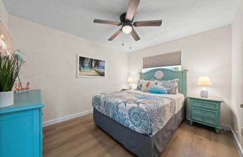 Island Oasis with Heated Pool Private Tiki Bar! - Foto 41