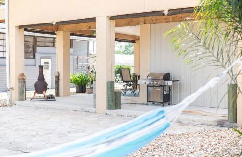 Waterfront St Johns River near springs with boat dock and water sports - Foto 36