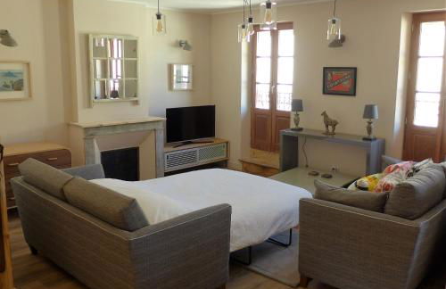 Poles Apart - Foto 13