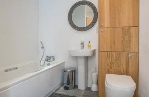 Luxury Flat, 20 Minutes by train from Edinburgh - Foto 18