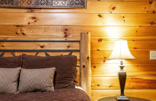 A Creek Runs Thru It - Secluded Waterfront Cabin - Foto 34