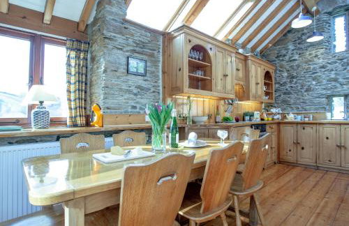 Tuckenhay, Edgecombe Barn- Hfu - Photo 19