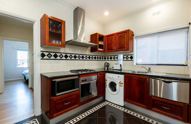 Lighthouse Cozy 2BDR with CITY VIEWS - Foto 11