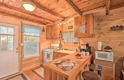 Pet-Friendly Ellsworth Cottage on Branch Lake - Foto 9