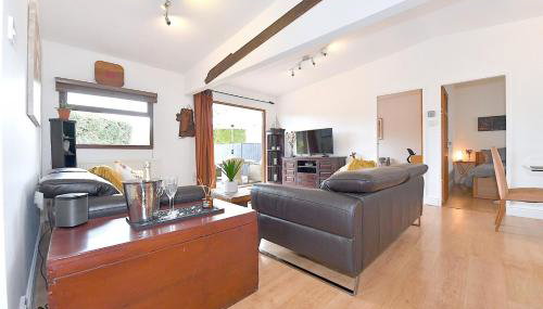 Gorgeous 3BD Cottage in the Heart of Guildford - Foto 5