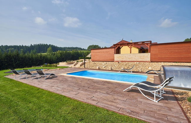 Cerna Kcg350 in Cermn - Foto 19