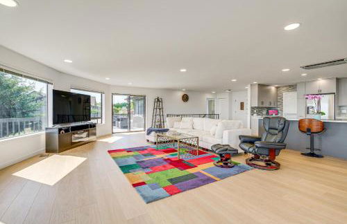 Spacious Camano Home with Hot Tub and Water Views! - Foto 9