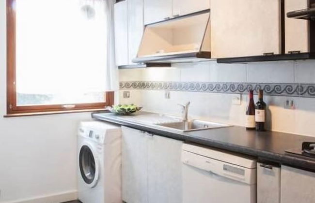 Stylish Apartments next to Buckingham Palace - Photo 23