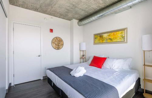 Bright & Modern 2BR Perfect City Escape - Foto 17