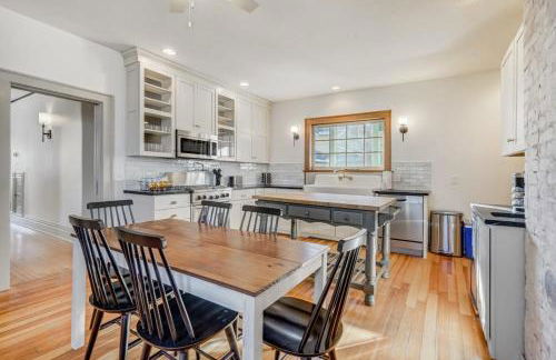 Noble Manor Near Top Spots Hot Tub BBQ - Foto 14