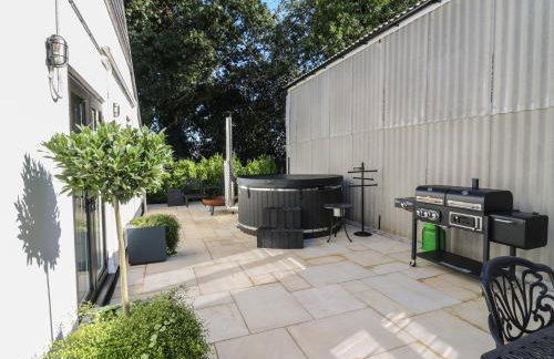 The Old Workshop - Photo 2