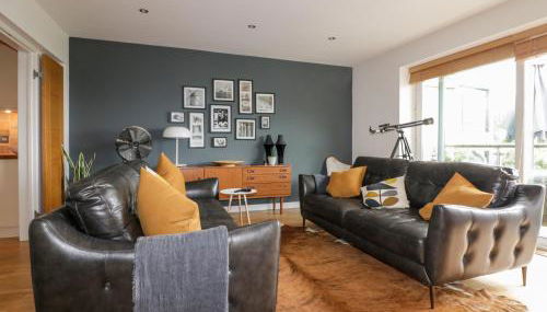 The Bolt Hole - Photo 2