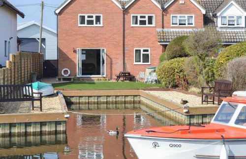 Heron's Quay - Photo 1