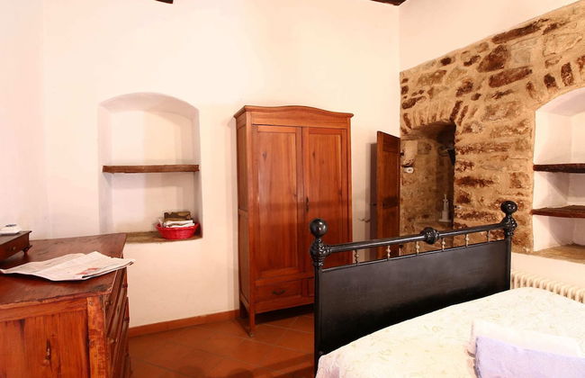 Historic Castle With View - Photo 6