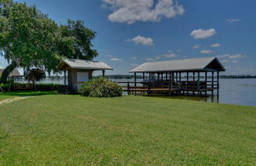 Waterfront Lake Placid Home with Private Dock! - Foto 39
