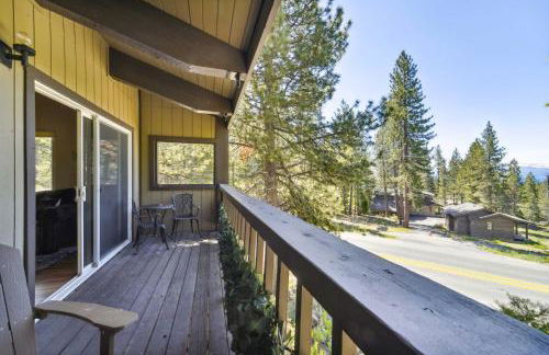 10 Mi to Palisades Tahoe! Condo with Game Room - Foto 2
