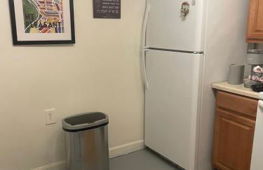 Charming & Spacious Apt in Historic Rowhouse - Foto 8