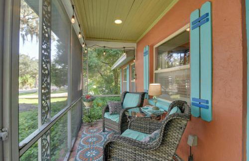 Riverfront Getaway with Hot Tub and Game Room! - Foto 32