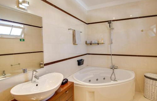 Private Deluxe 3BD Villa Pool Wi-Fi AC BBQ - Foto 23