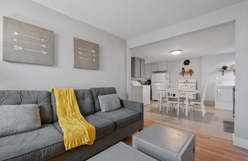 Bright Modern Open Layout 2nd Flr Short to MidTerm - Foto 1