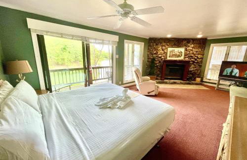 80BPD, Four bedroom, two 1 2 bath log-sided condo with lake view , garage condo - Foto 16