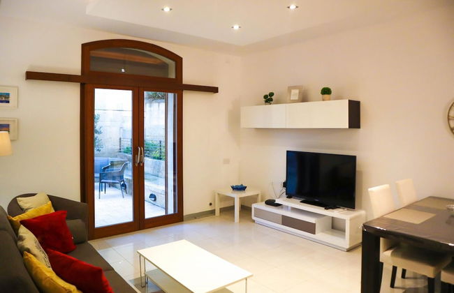 Peaceful Home With hot tub and 2 Communal Pools - Foto 7