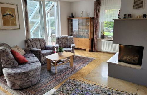 Großes Haus mit Garten, Sauna, Flügel, Kamin uvm - Photo 4