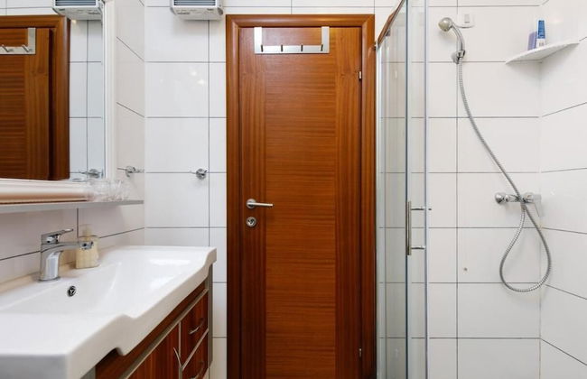 Beautiful Apartment for 3 Adults Next to the Beach - Foto 10