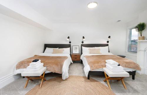 Stunning Apt w Rooftop & Game Room - Sleeps 10 - Foto 14